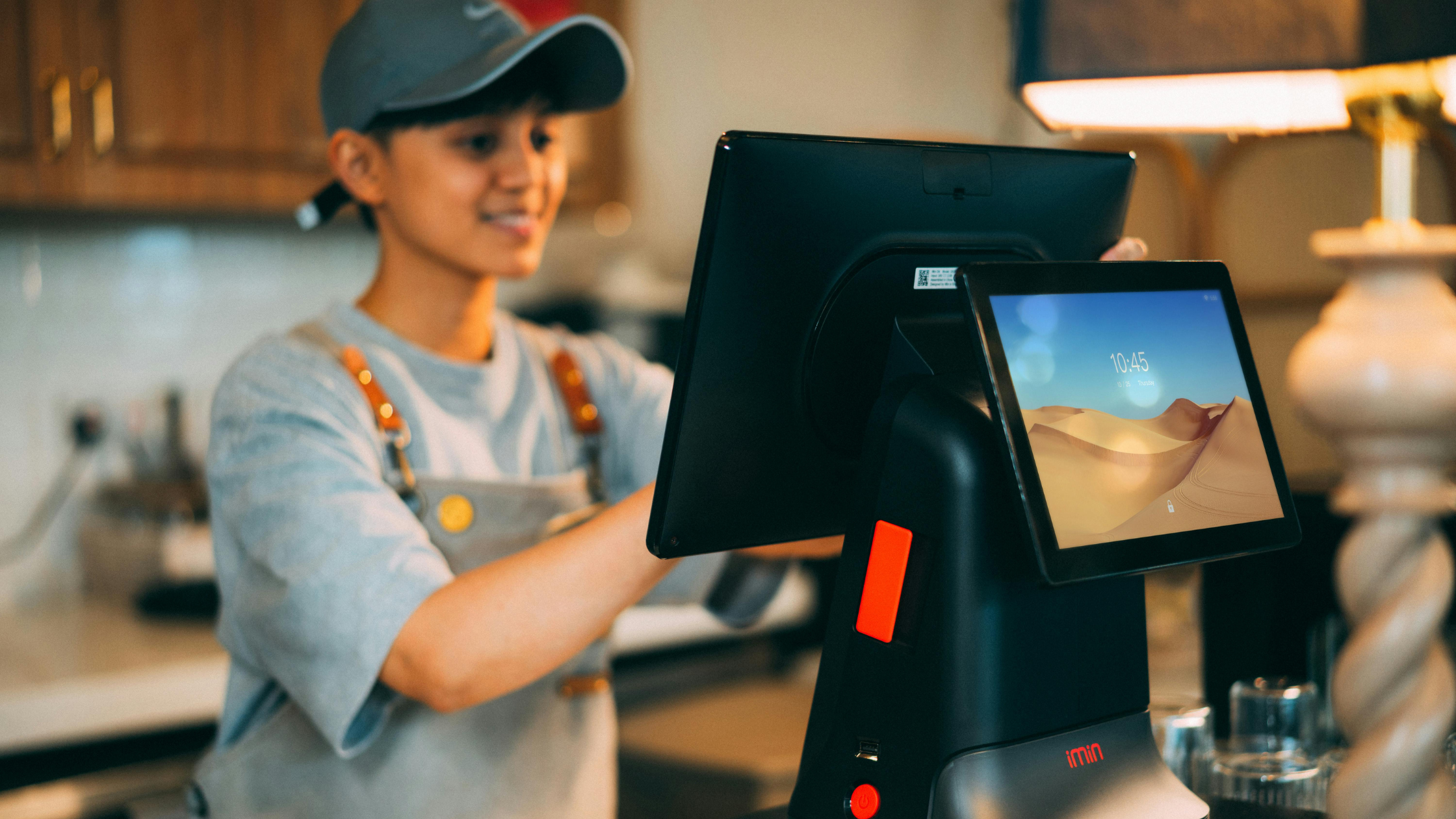 ¿Qué usan las tiendas más eficientes para cobrar?
